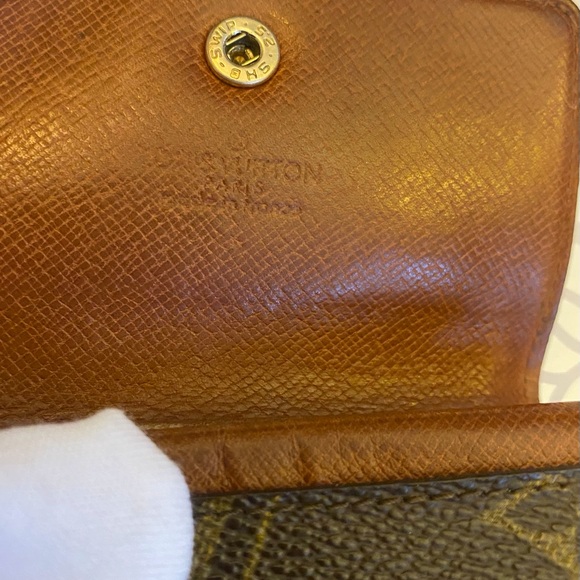 Louis Vuitton Card / Coin Purse - Picture 5 of 16